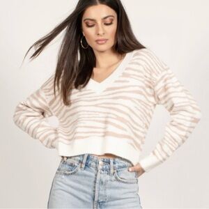 Le Lis Cream and Tan V-Neck Zebra Sweater